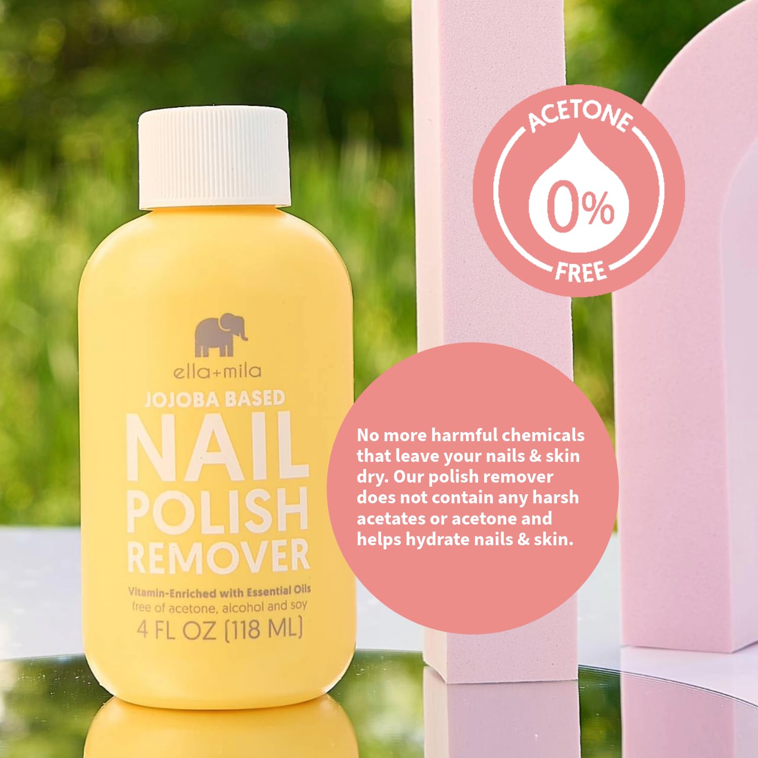 Formule sans acétone, alternative douce pour l’entretien régulier des ongles.