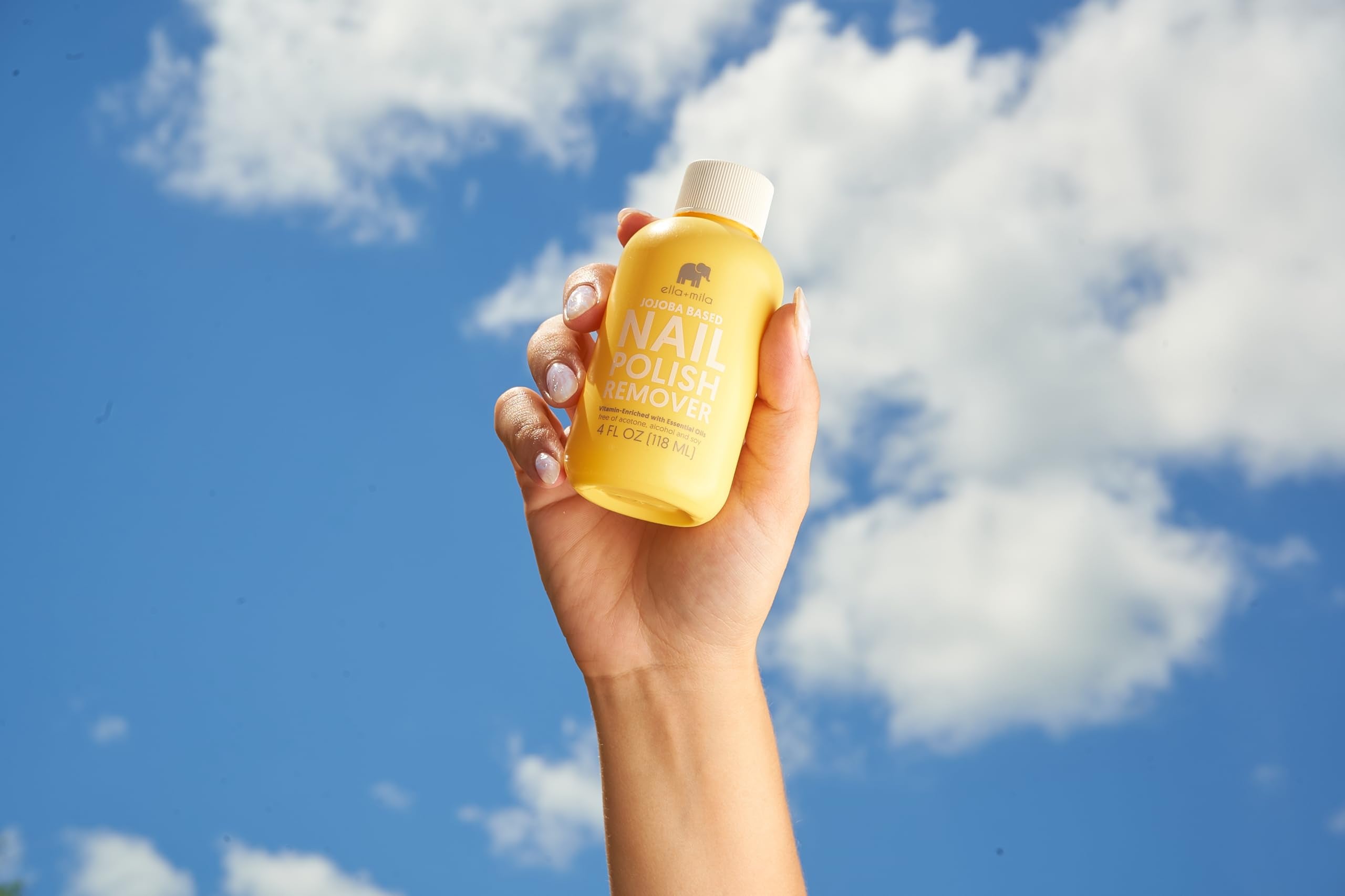 Usage quotidien sûr et pratique pour retirer le vernis facilement.