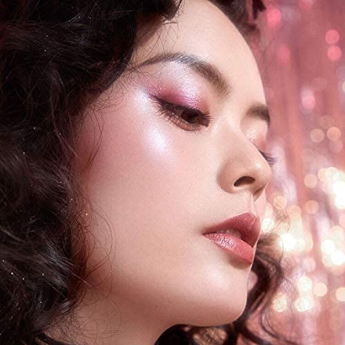 ELLESY Palette Arc-en-Ciel Lumineux Or clair donne un éclat quotidien.