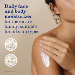 Embryolisse Lait Crème Fluid+ base maquillage, peau prête pour le look.
