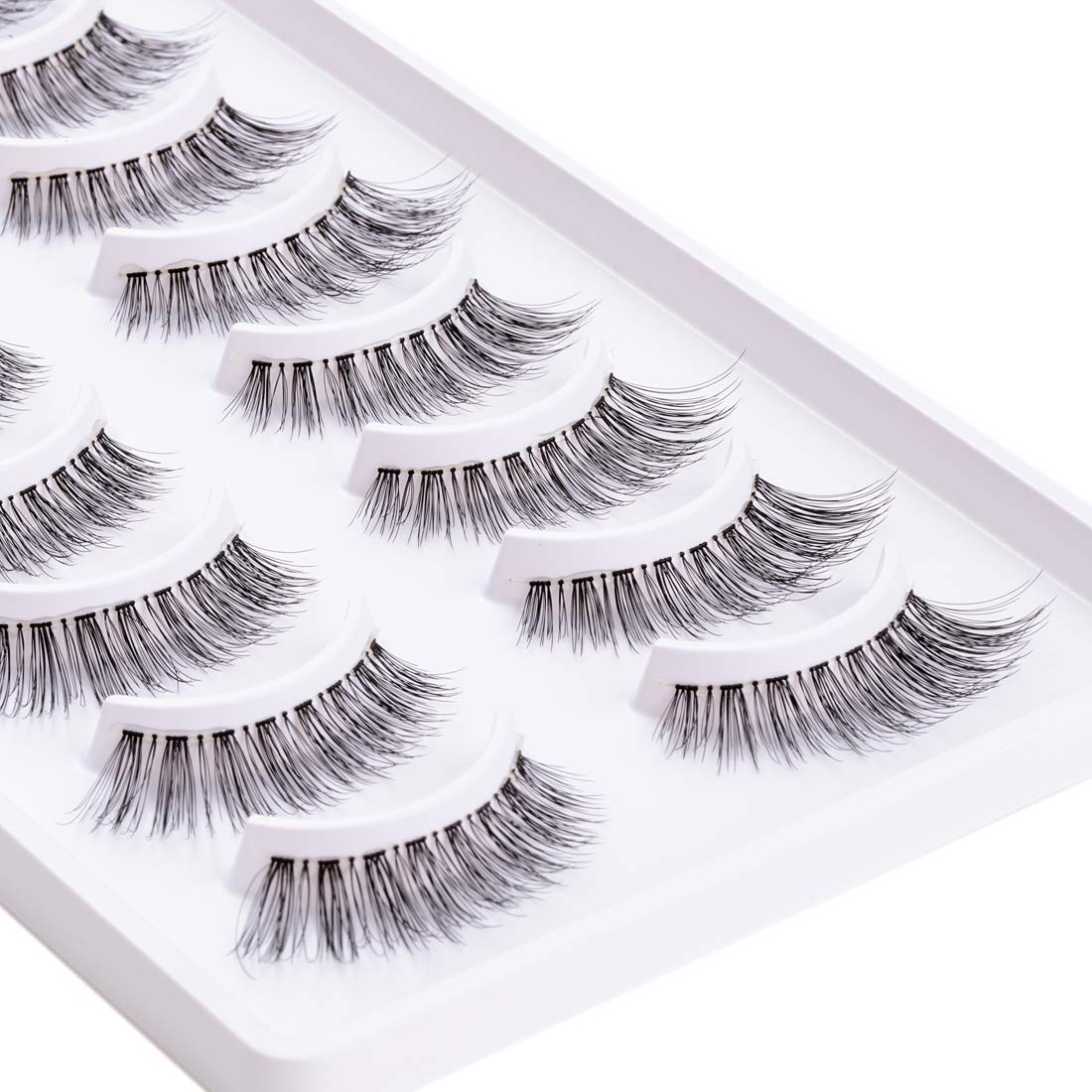 Cils EMEDA 3D demi-volume, longueur 12mm, pour un volume subtil et une courbe naturelle.