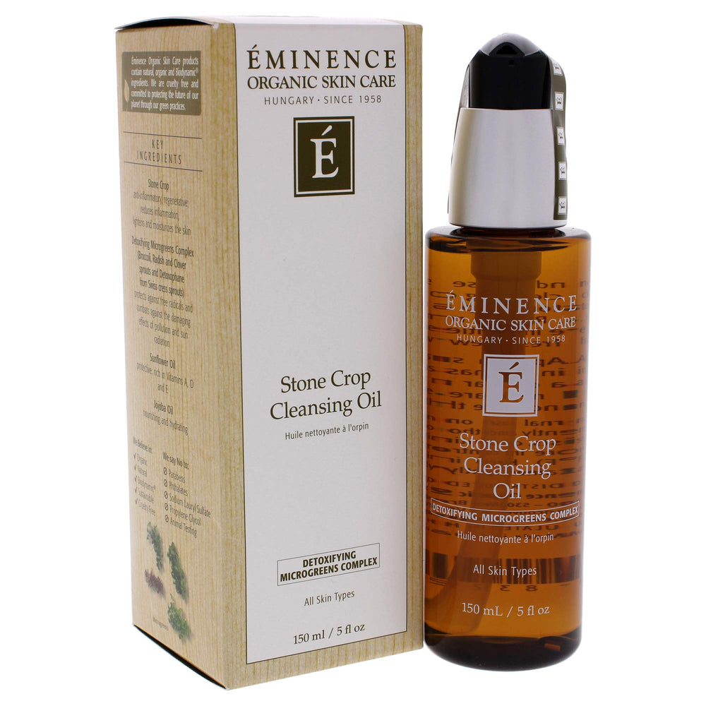 Application visage quotidien avec l'huile démaquillante Stone Crop d'Eminence, massage apaisant.