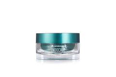 Peau hydratée en profondeur avec Endocare Tensage Crème.