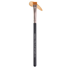 Brosse ENERGY flat definer plat pour tracer un trait précis sur les yeux.