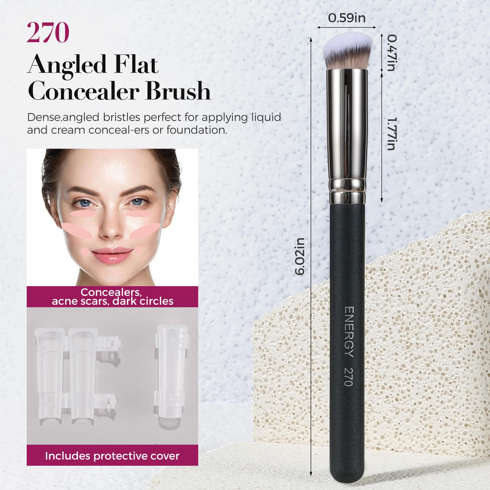 ENERGY Foundation/Powder Brush 170 blends liquids and powders smoothly.
