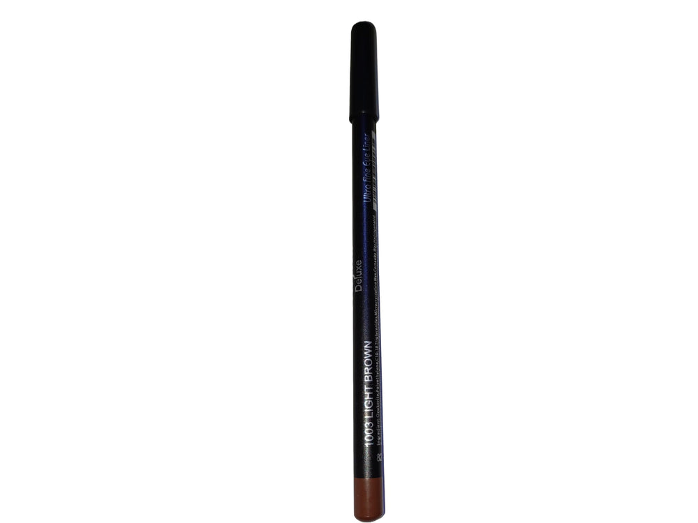 Set de crayons lèvres et yeux brun ultra-fin, longue tenue et précision.
