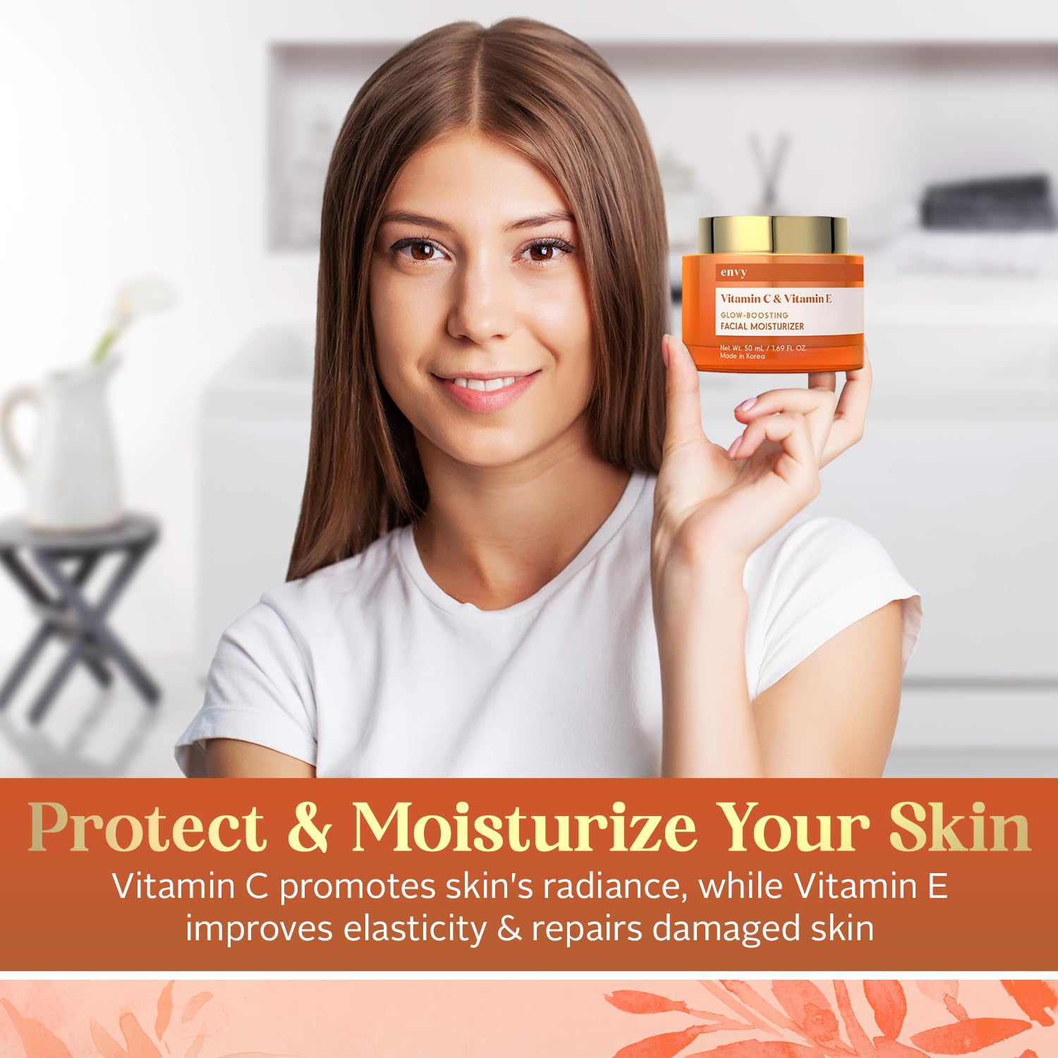 Texture onctueuse d'Envy crème visage vitamine C et E pour peau douce.