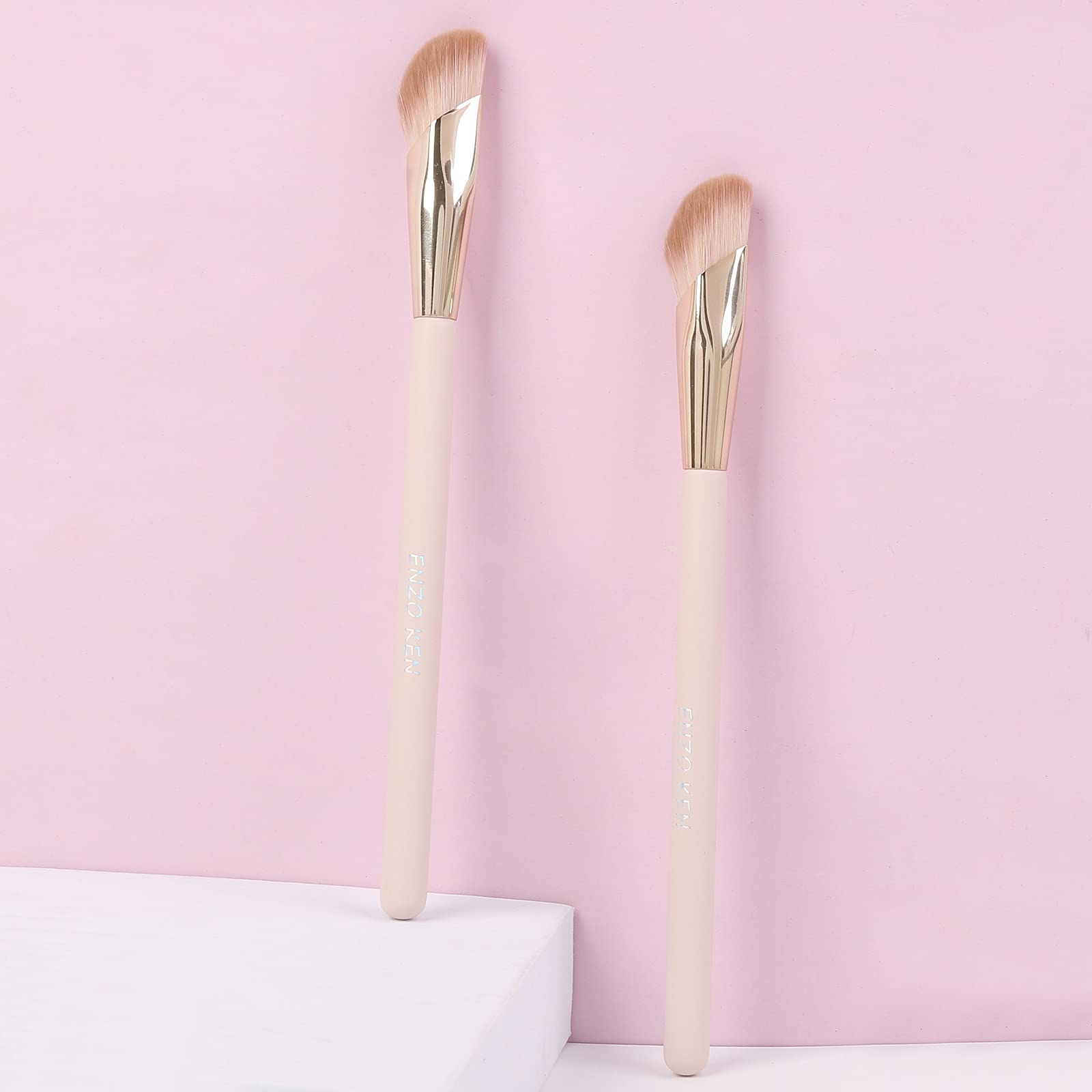 Brosse ENZO KEN Ergonomie et Poignee confortable.