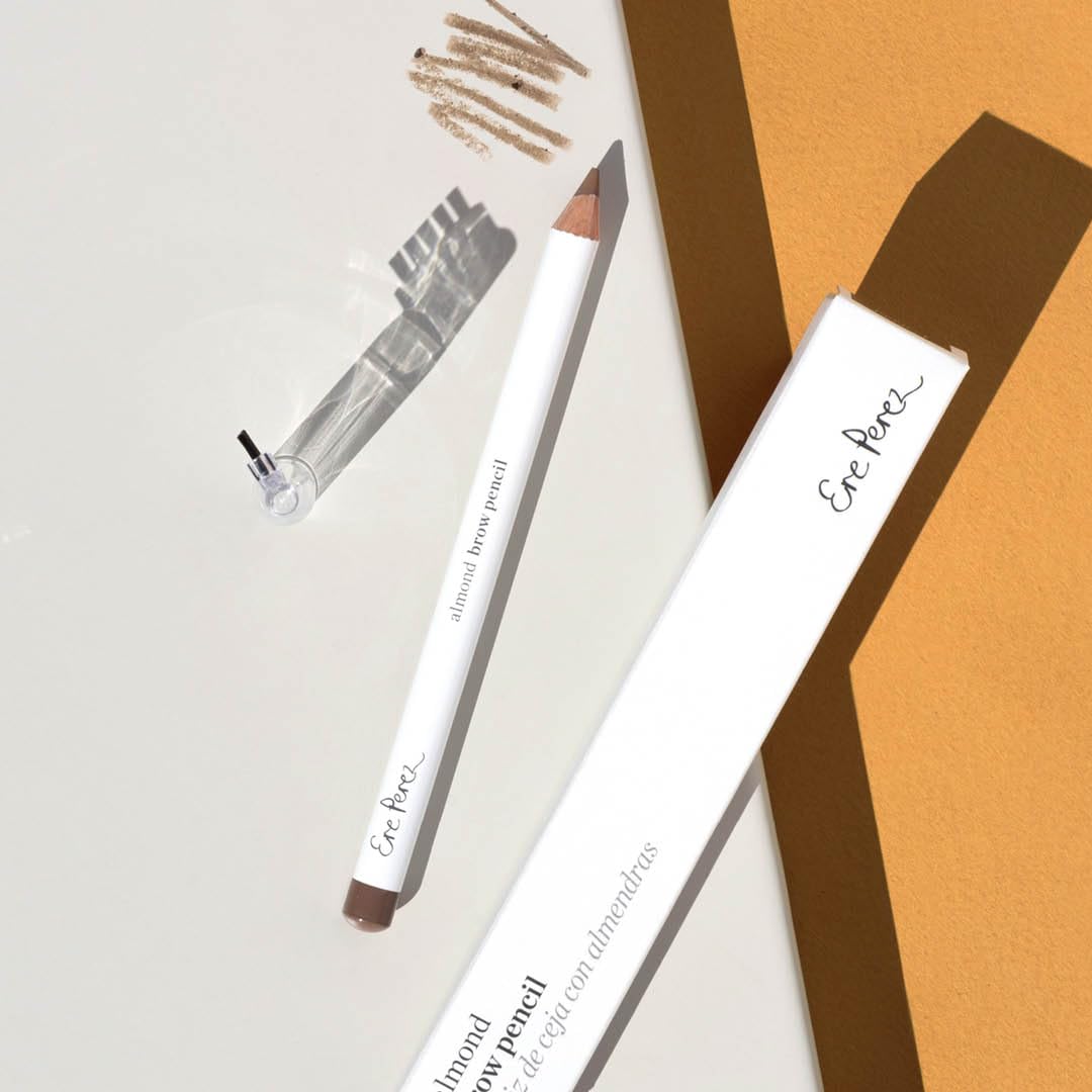 Formulation non toxique Ere Perez pour une routine maquillage sûre.