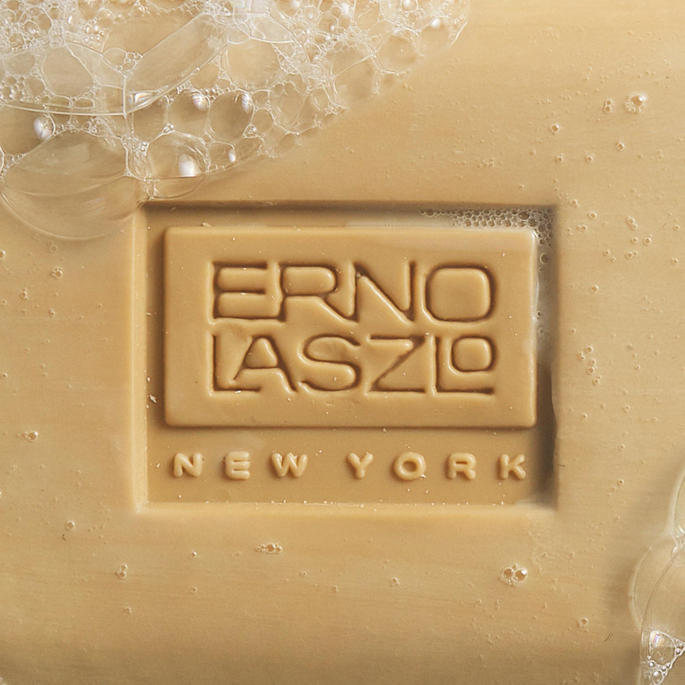 Erno Laszlo Phelityl Bar Visage – sans phtalates, parabènes et sulfates.