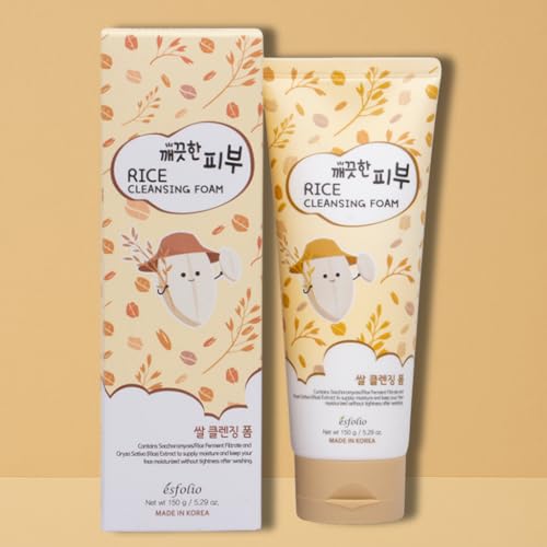 Esfolio Mousse cremeuse nettoyante Visage, texture veloutée et soin confortable.