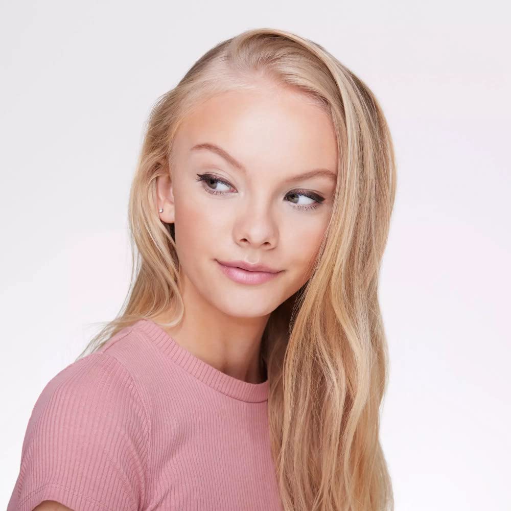 Essence Crayon Yeux Collection Neutres et Audacés, choix pour tous les styles.