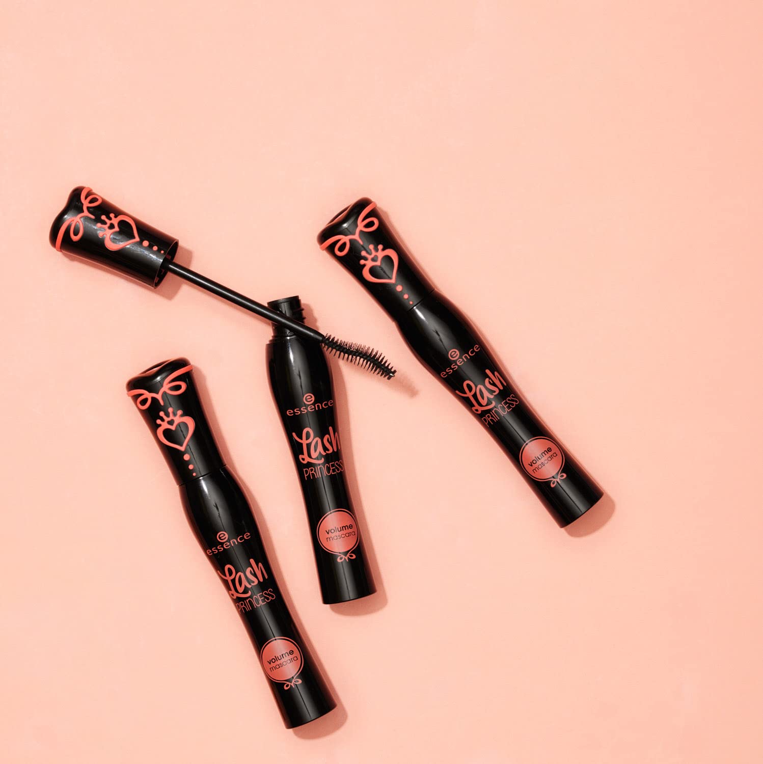 Mascara vegan et non testé sur les animaux Essence Lash Princess