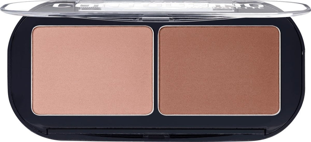 Éponge applicatrice incluse dans Essence Contouring Duo pour une application homogène.