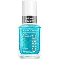 Essie Bouteille Effets Spéciaux bleu-perle prête pour un look nacré.