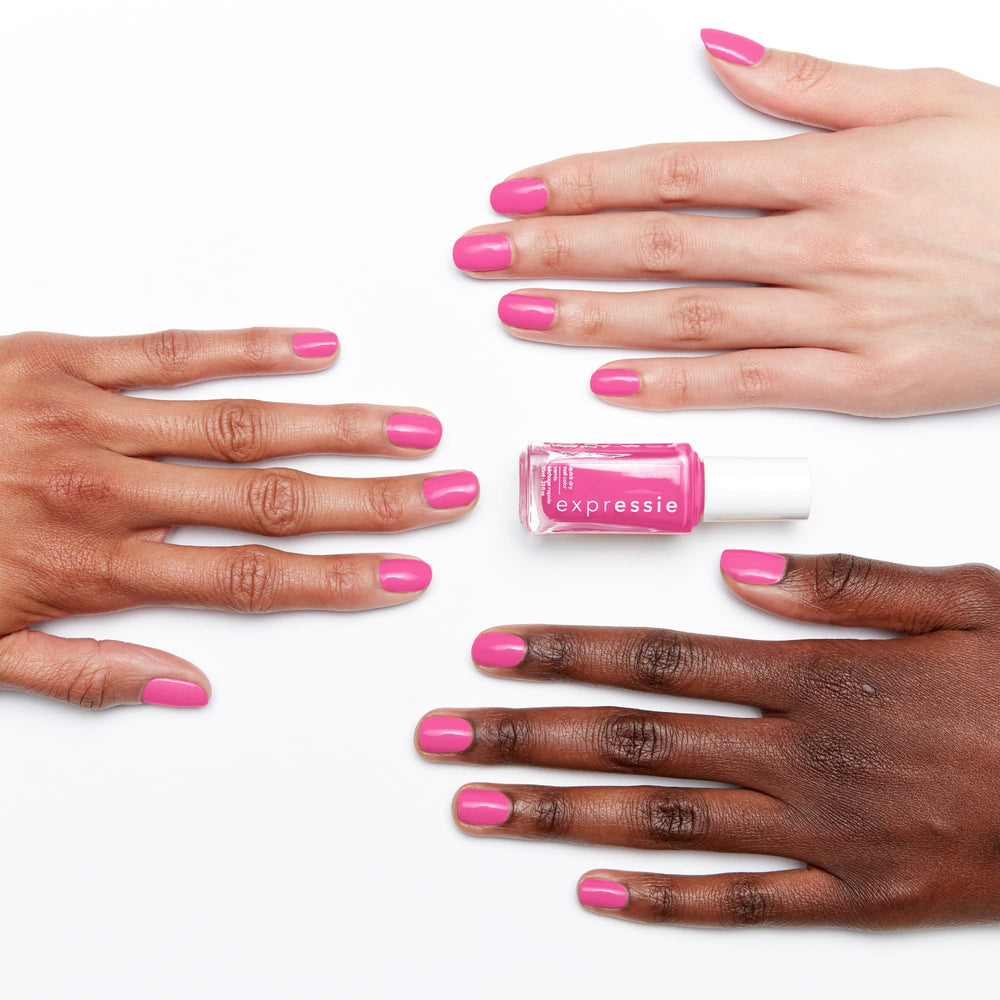 Couleur en une étape Essie Expressie, séchage rapide en environ une minute.