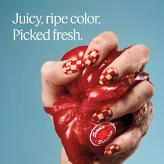 Couleur iconique Essie Berry Naughty idéale pour soirées