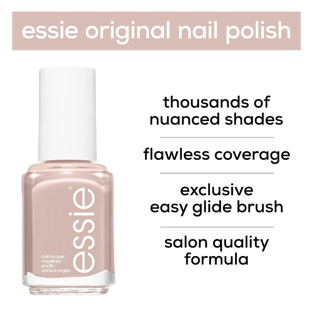 Essie Ballet Slippers : échantillon rose pâle sur ongles.