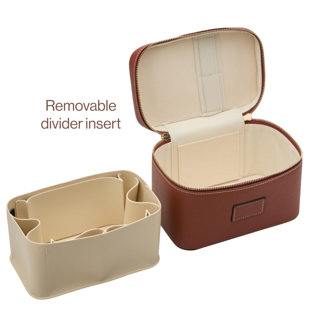ETOILE Mini Vanity Case Ginger Brown emballage chic prêt à offrir comme cadeau.