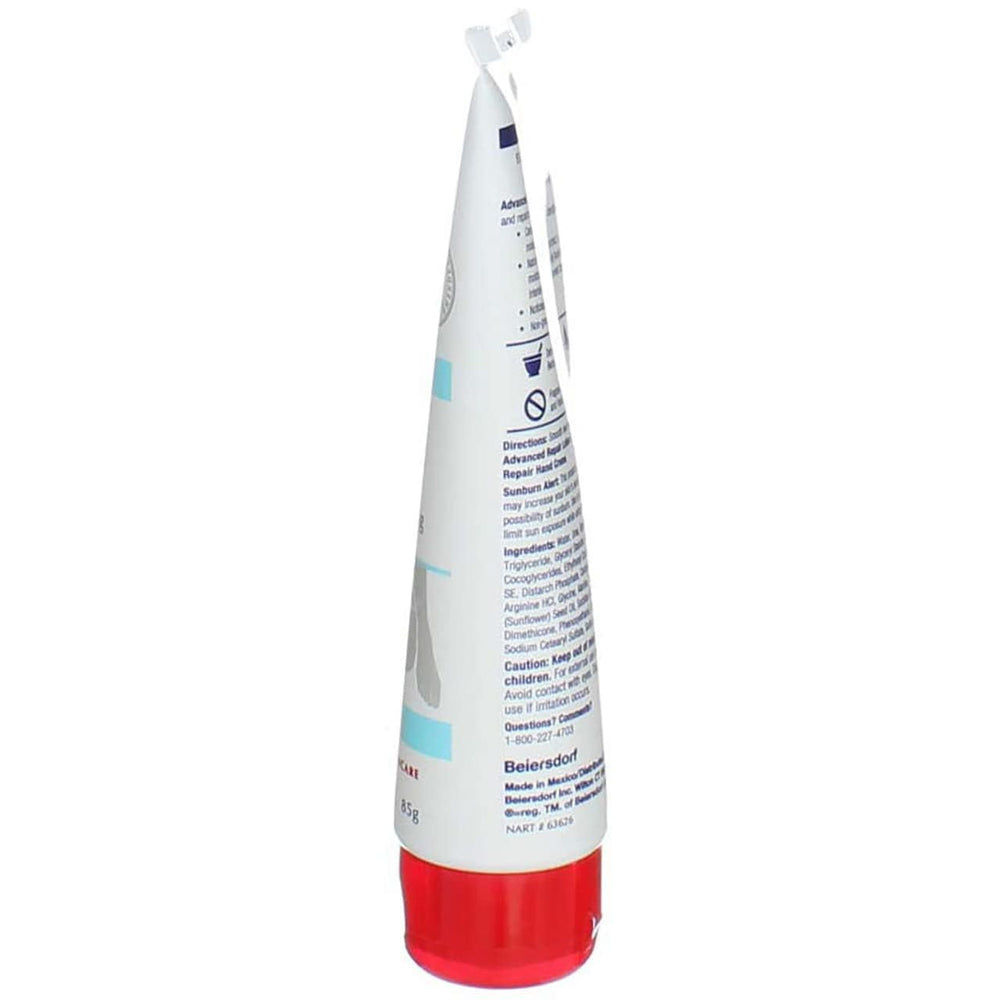 Lissage de la peau avec Eucerin Advanced Repair.