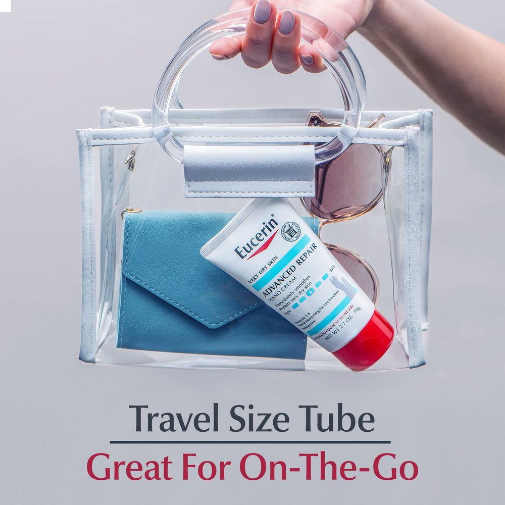 Absorption rapide de la crème mains Eucerin.