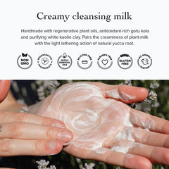 Évanhealy Rose Lait Nettoyant : kaolin purifiant pour affiner les pores.