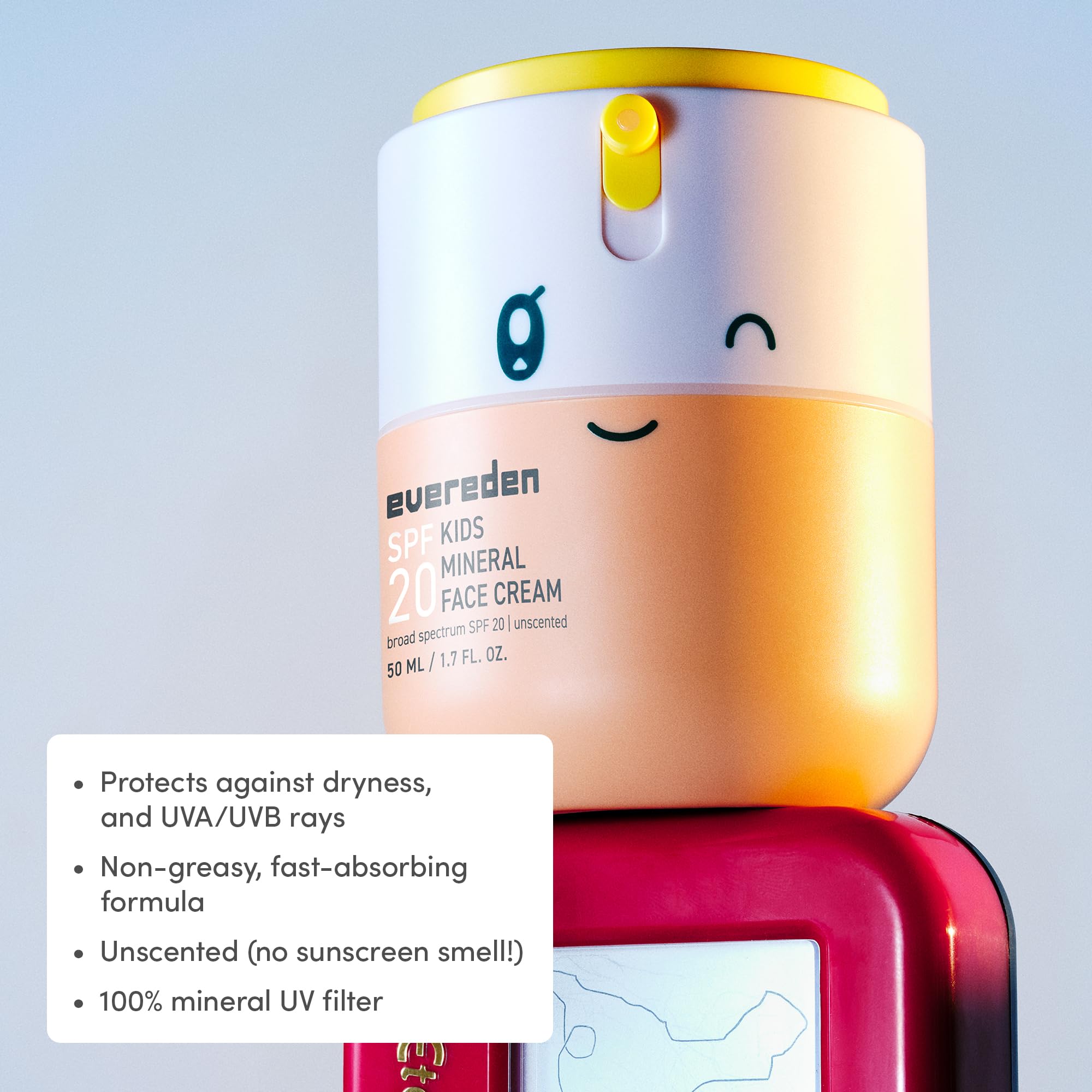 Evereden sans parfum, formule minérale non-nano respectant la peau sensible.