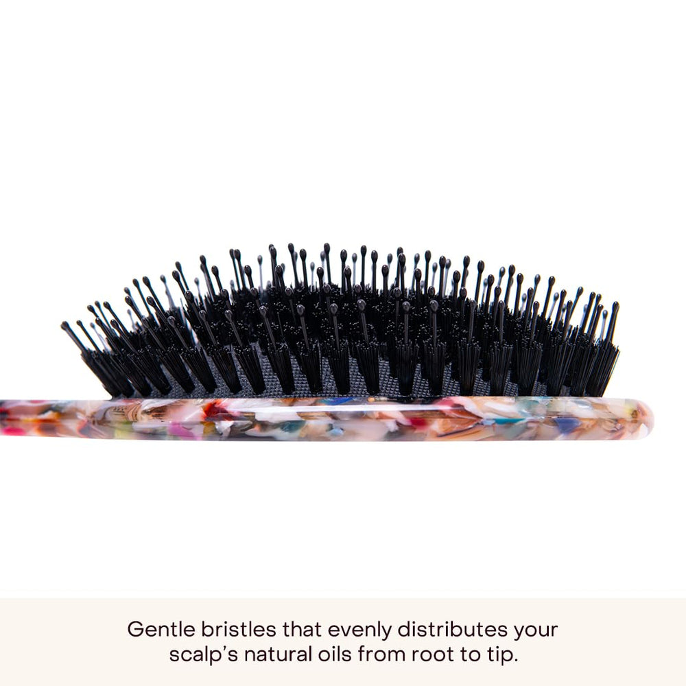 Utilisation sur cheveux mouillés ou secs pour démêlage rapide et sûr avec Everist.
