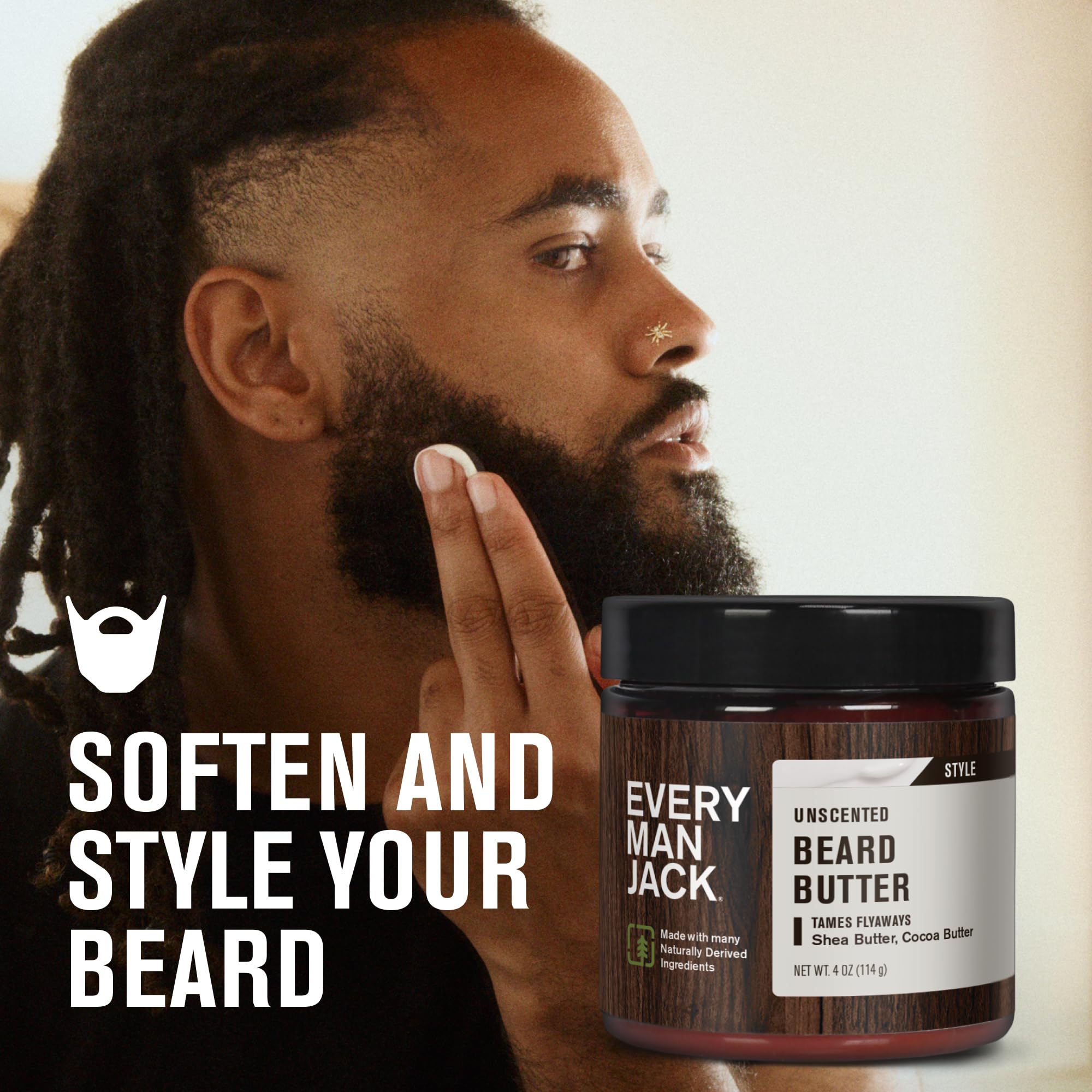 Application du beurre barbe sans parfum Every Man Jack.