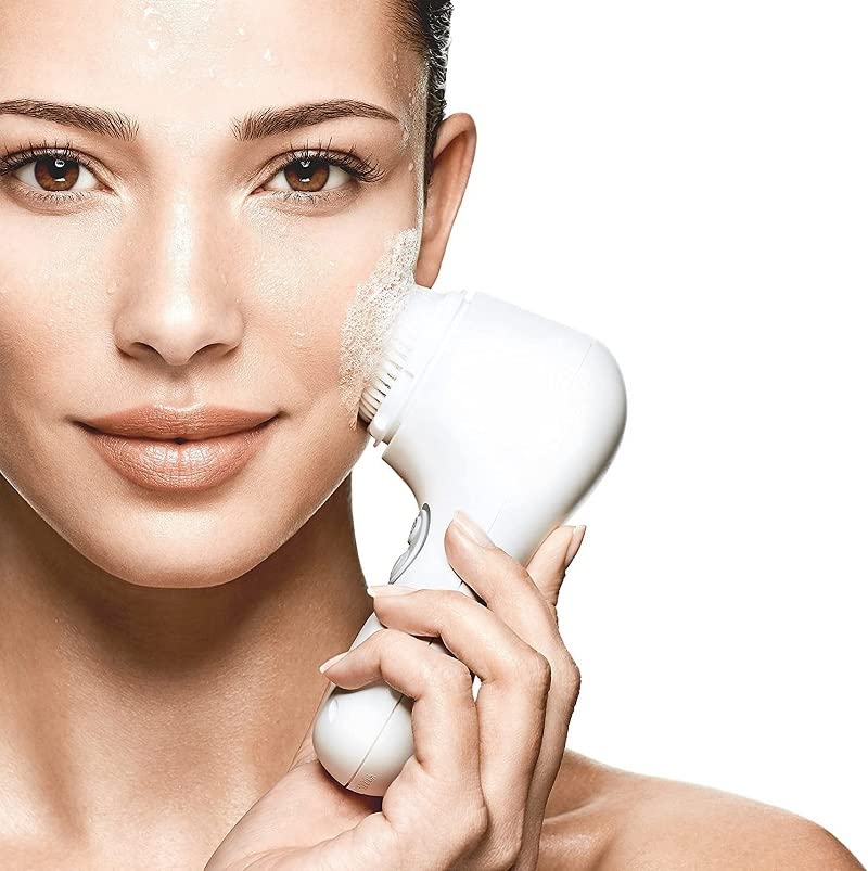 Brosse Evetree Alpha Fit, profondeur des pores avec nettoyage en douceur.