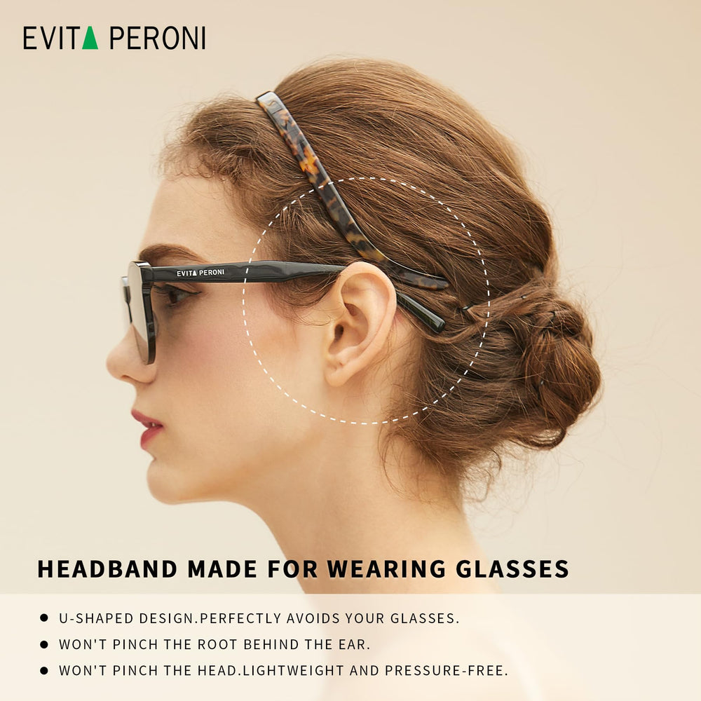 Evita Peroni, bande-cheveux-lunettes-compatibles, pratique lors du maquillage.