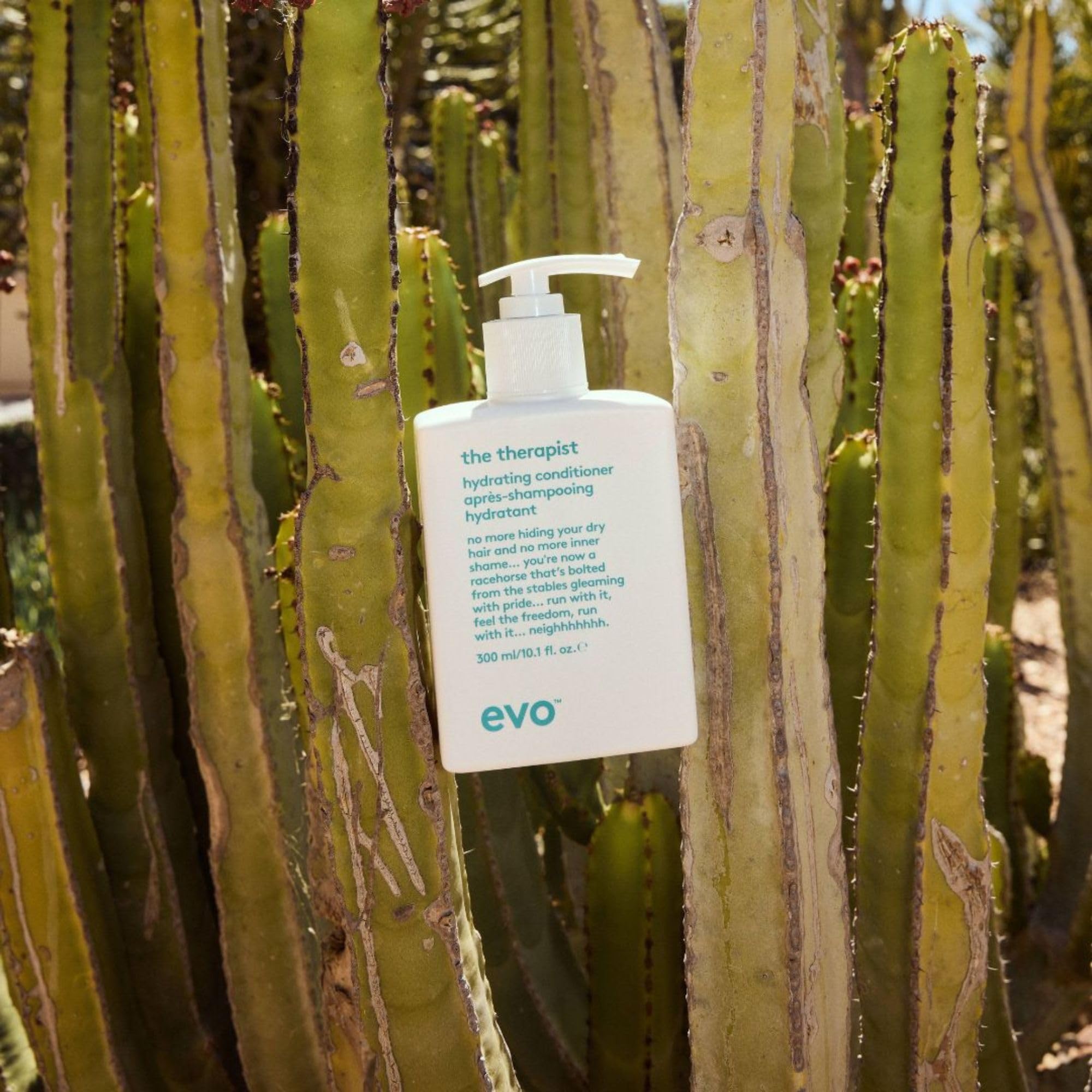 EVO Le Thérapeute Hydratant, photo évoquant maintien de la couleur et éclat.