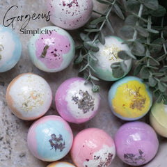 Bombe bain grenade EvolutionUSA Inspire, offre une effervescence longue et des couleurs vibrantes.