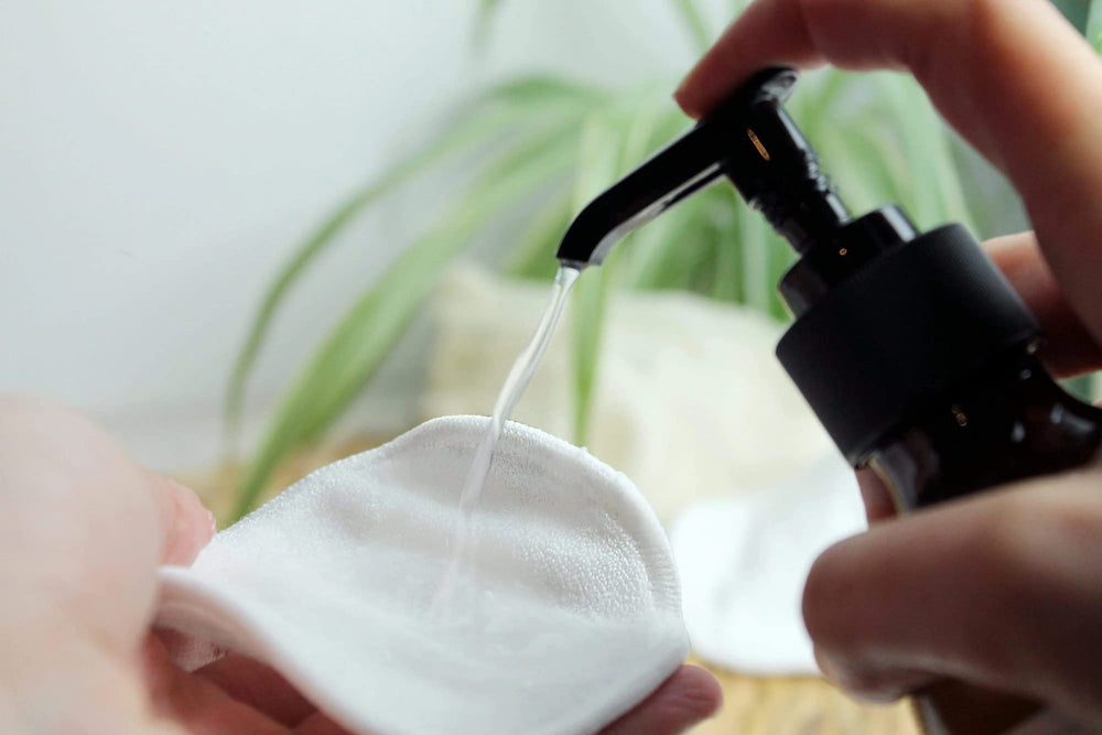 Evolve Organic Beauty – Application visage, démaquillage rapide sans rinçage.