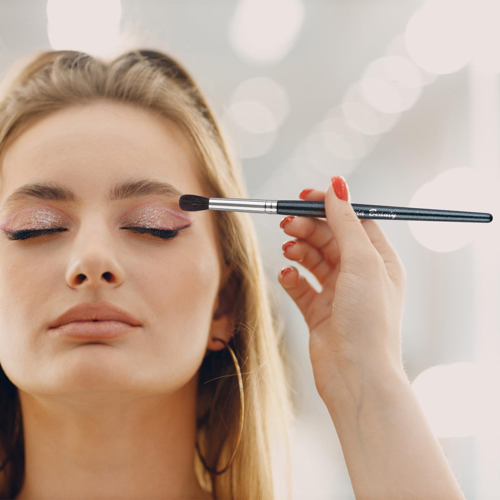 Ensemble EVRCHGIEA 6 pinceaux yeux avec poignée en bois pour maquillage portable.