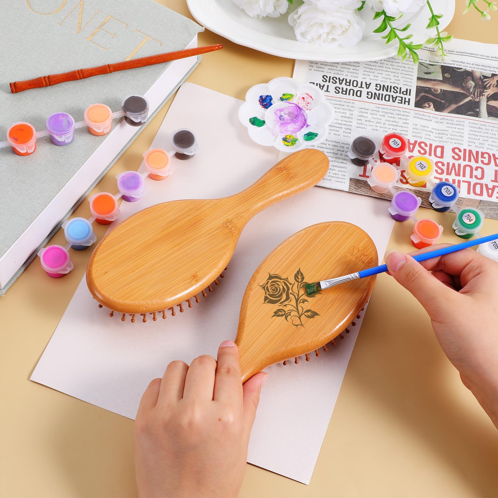 Exclaith brosse-cheveux-bambou-poignee-ergonomique : prise en main confortable.