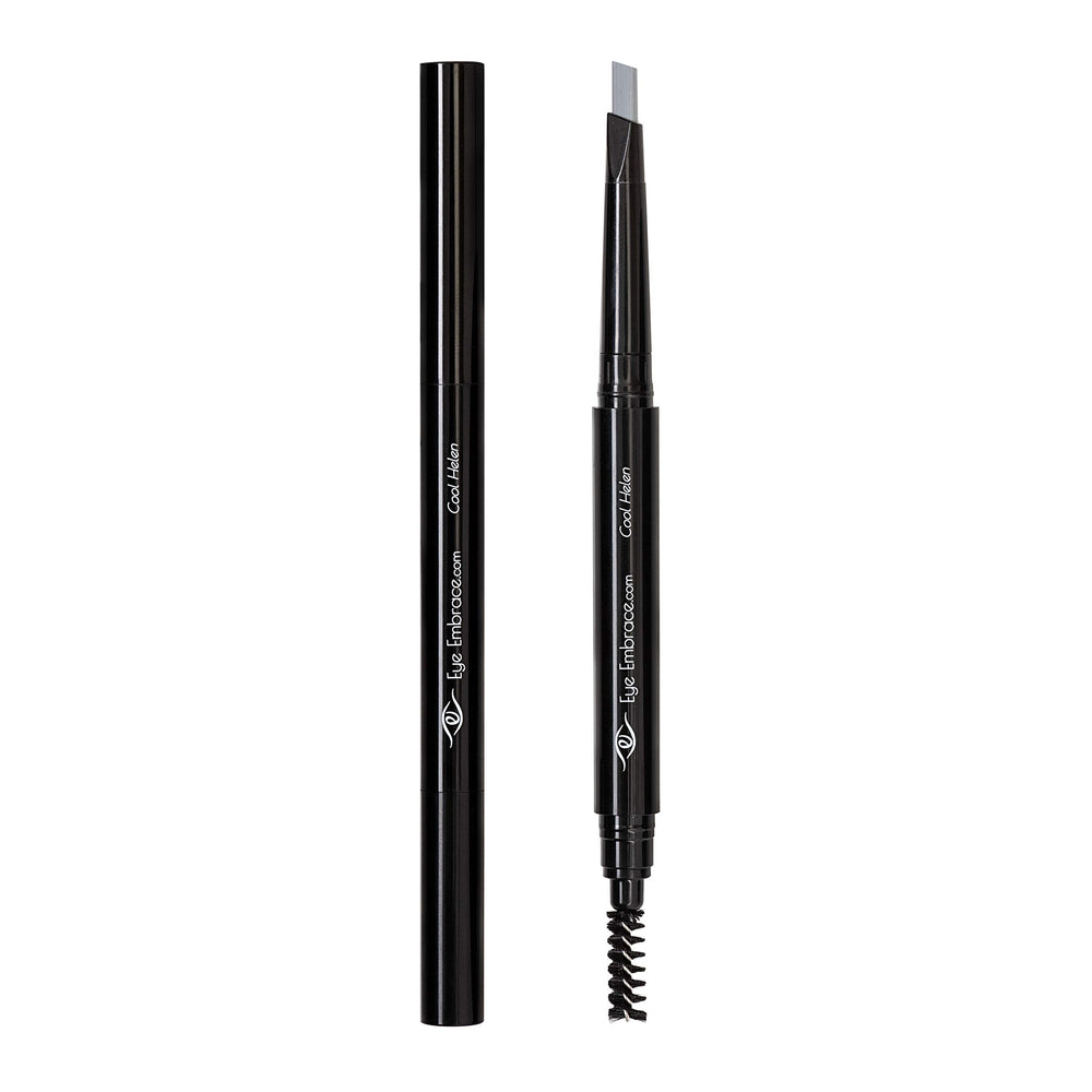 Eye Embrace Cool Helen sourcils plus définis grâce au crayon gris.