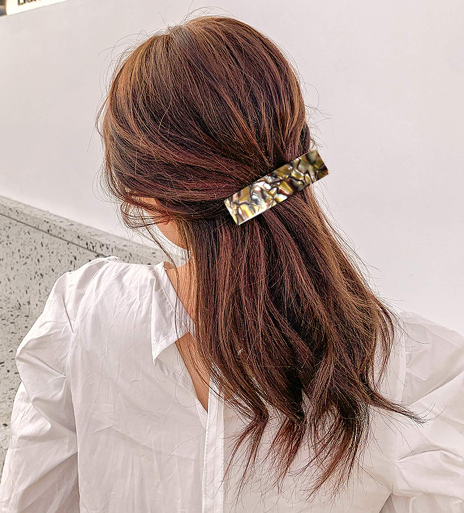 Eyegla: usage sur cheveux mi-longs, parfait pour demi-queue ou demi-chignon.