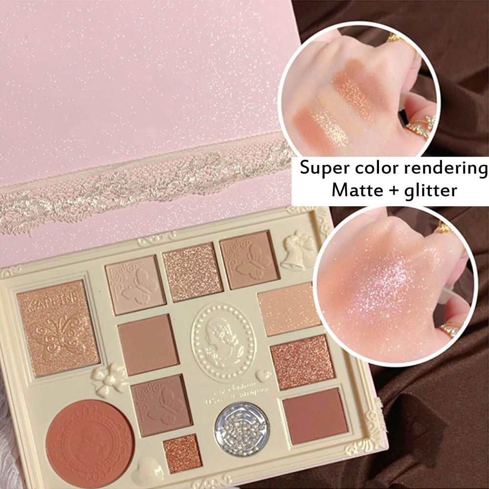 Rougeur et illuminateur inclus avec Ezyuanchly Lace pour sublimer le teint.