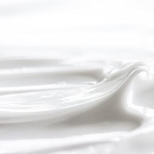 Application soir nourrissant avec Fair & White Original Lotion AHA.