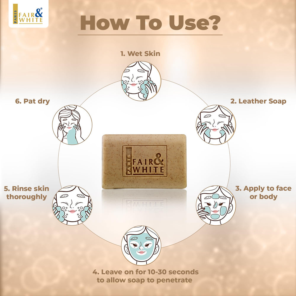Application visage avec le savon FAIR & WHITE pour une peau plus nette.