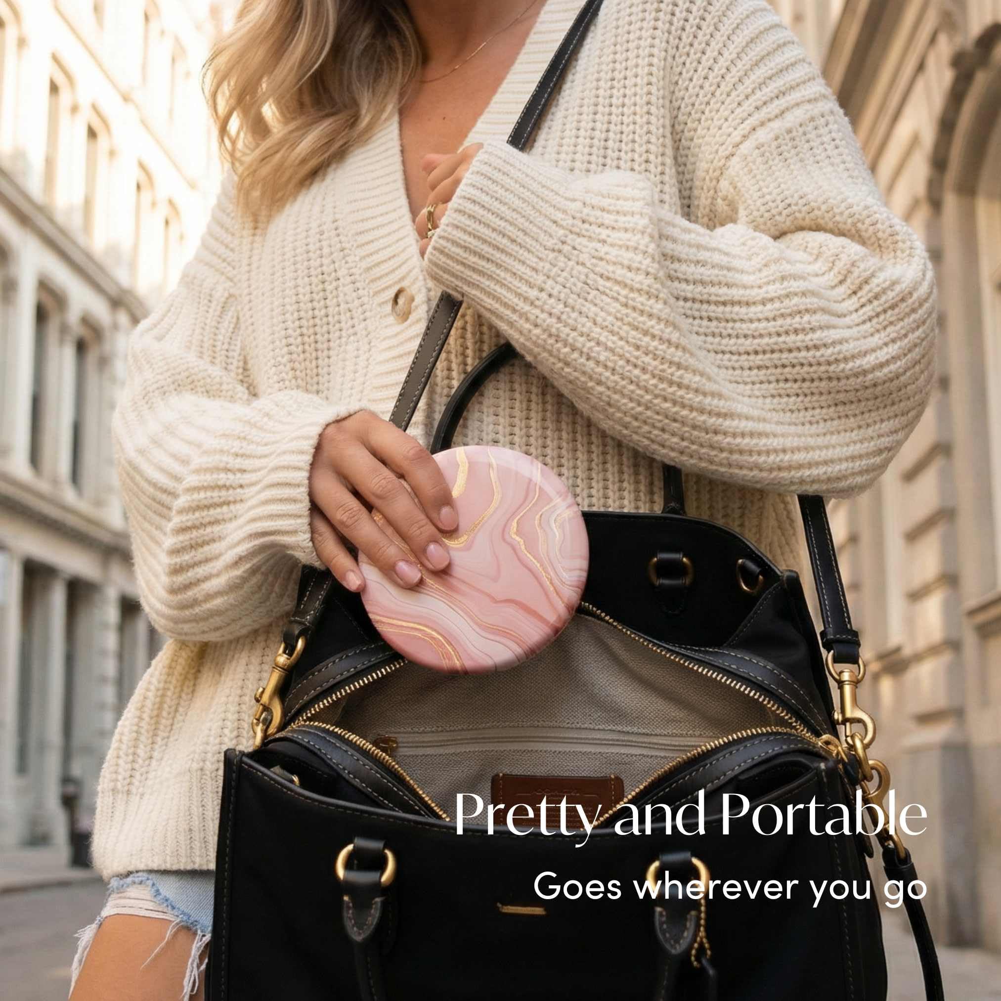Miroir compact portable Fancii Taylor prêt pour sac à main.