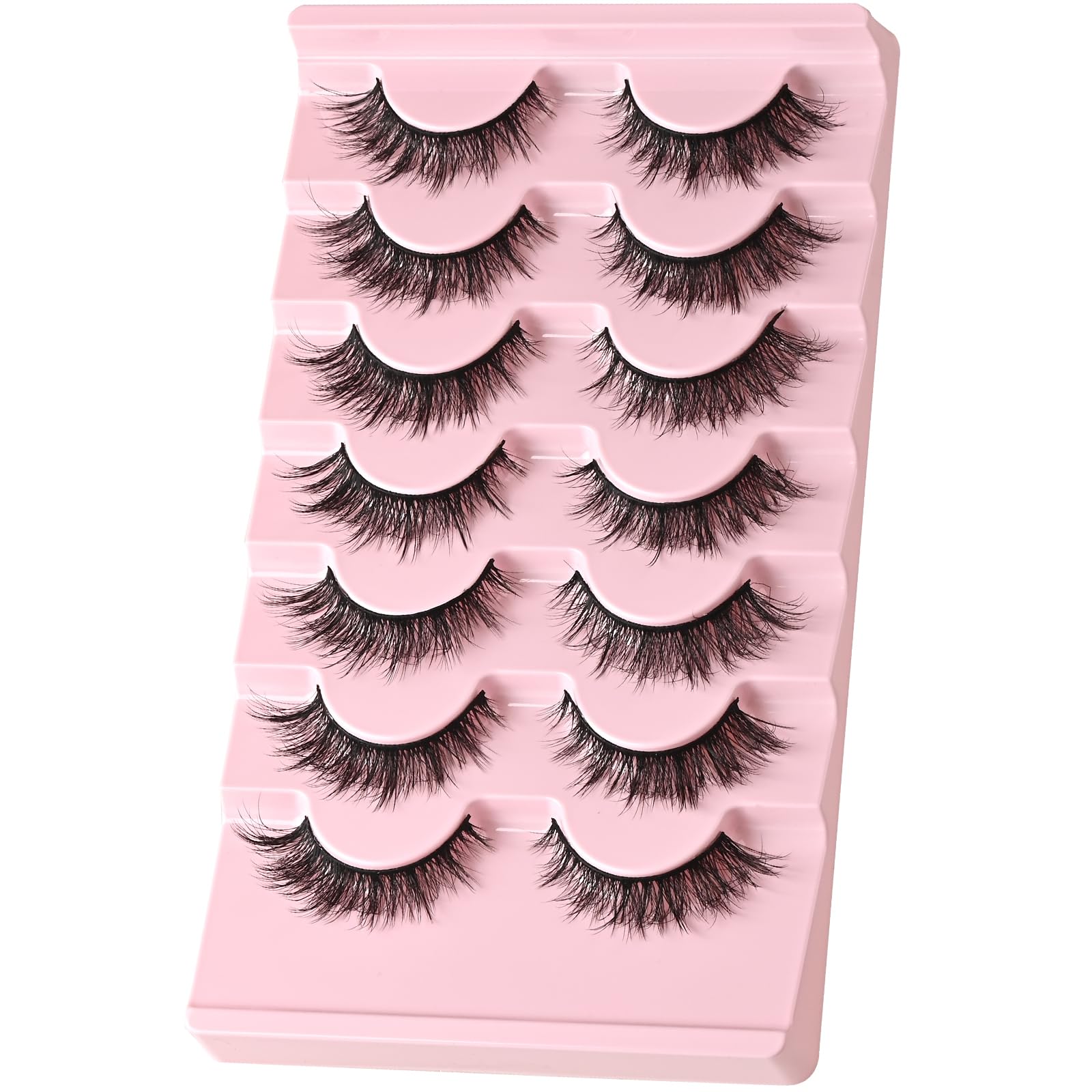 Cils FARRED, volume doux pour un effet naturel et subtil.