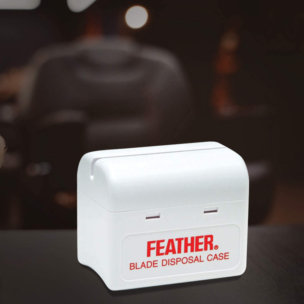 Conception compacte Feather pour ranger l’espace de travail.