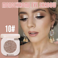 Ombre FeiCuiYun mat brun doux, texture soyeuse facilitant l'application précise.