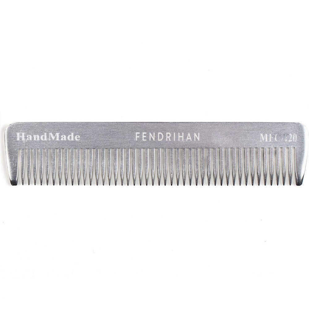 Peigne métallique Fendrihan, anti-statique et cheveux nets en tout temps.