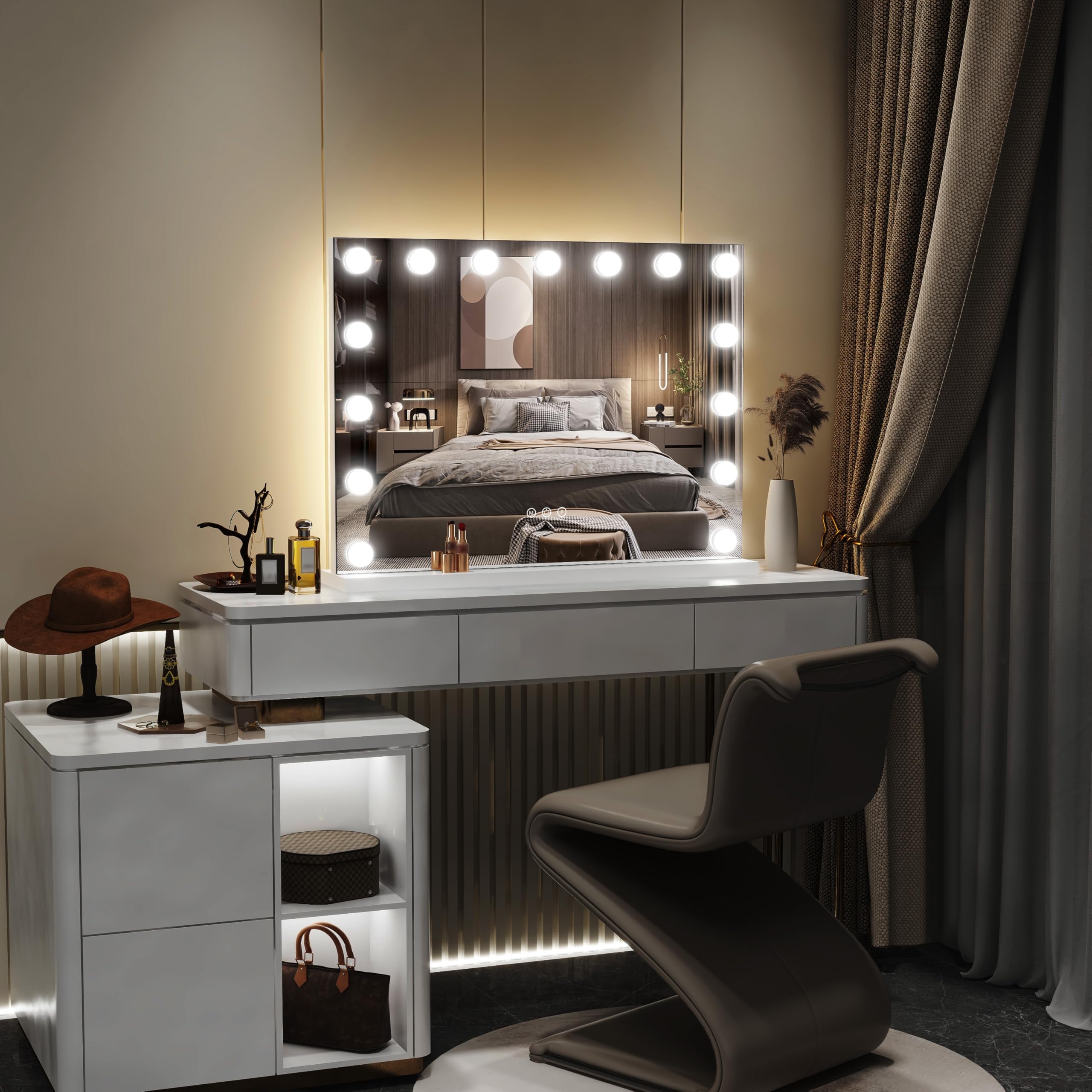 Miroir FENNIO Hollyhood avec port USB intégré pour recharger vos appareils