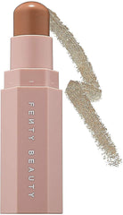 Fenty Beauty Match Stix Mocha, application contour, tenue longue durée et fini naturel.