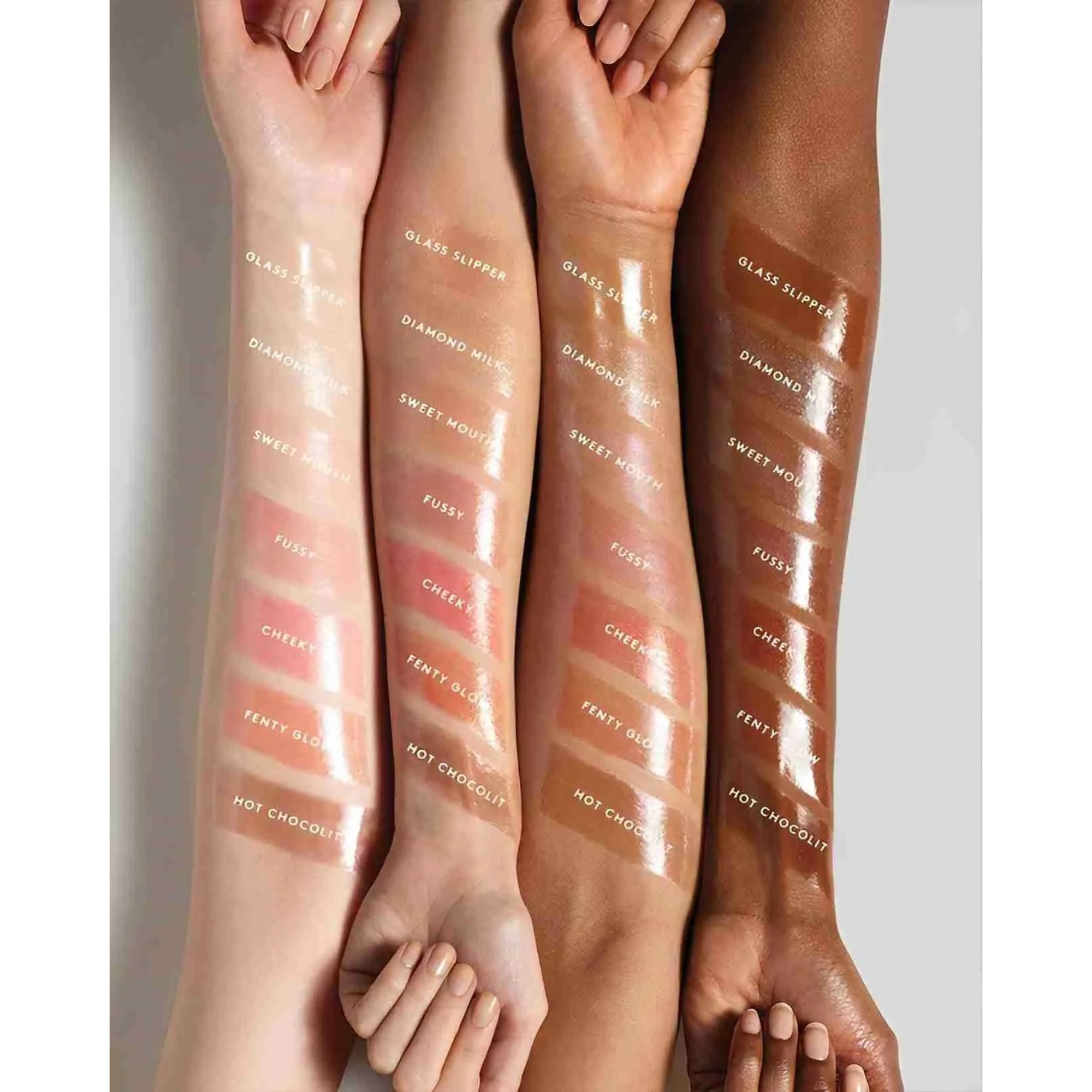 Gloss Bomb brillance miroir de FENTY BEAUTY pour un fini lumineux.