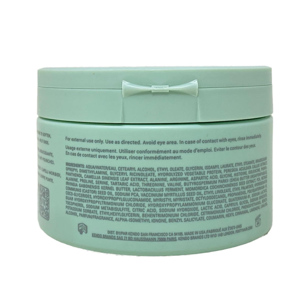 Texture crème du soin, pénétration rapide pour nourrir les cheveux.